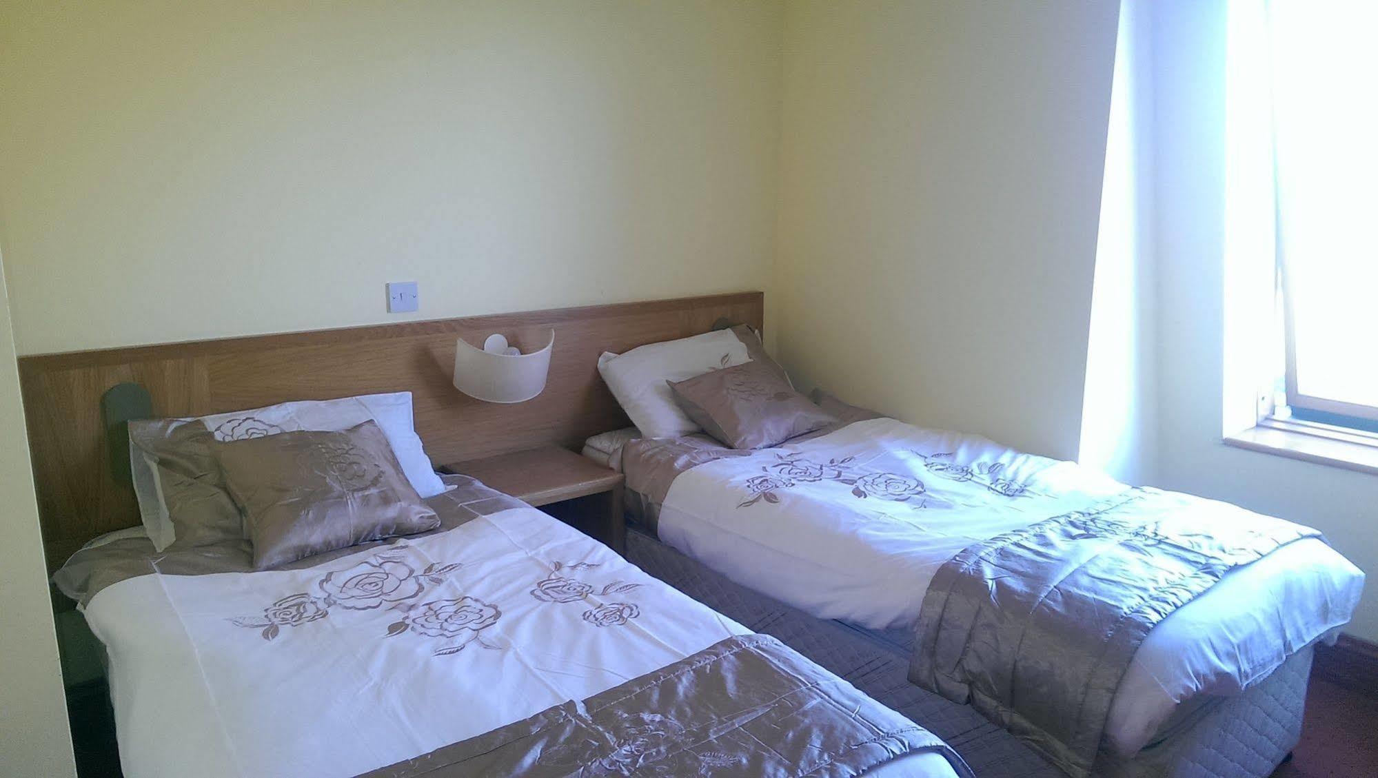 Dunbur Lodge Wicklow Bagian luar foto